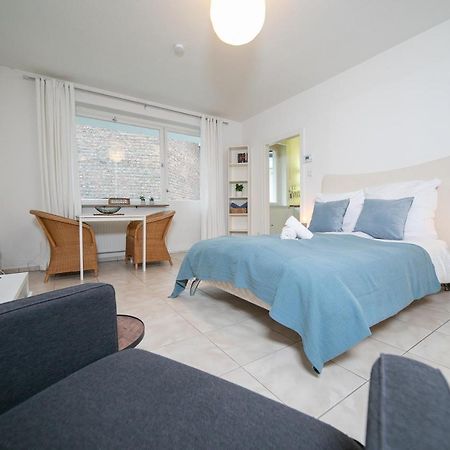Apartment Blue - Zentral Und Gut Angebunden Дюссельдорф Экстерьер фото